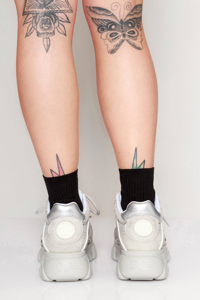 Buffalo deals colby trainers
