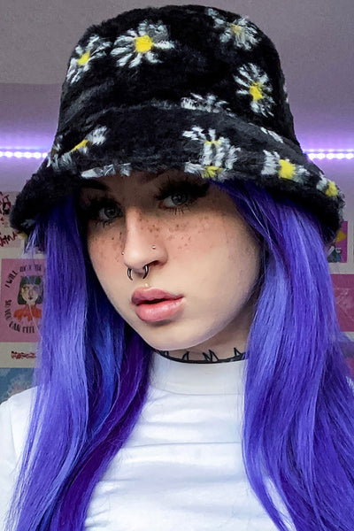 Fresh Picked Daisy Fluffy Bucket Hat