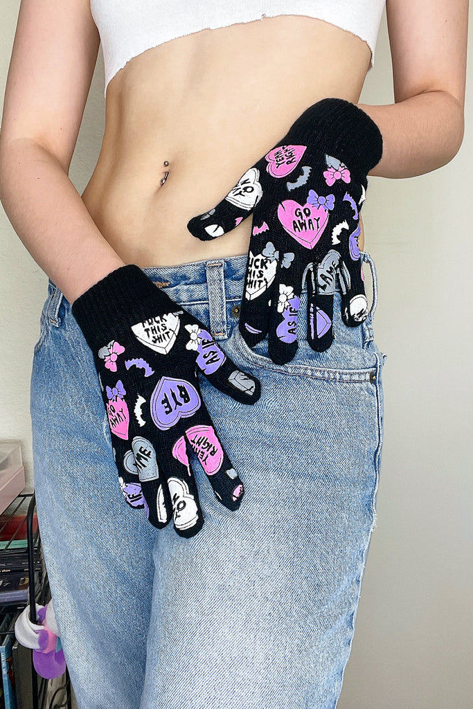 Creepy Hearts Gloves